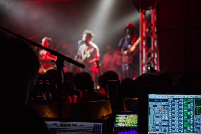 Featured image of post 用自由軟體來「線上練團」好好玩!